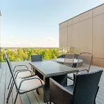 Apartment Perlowa Przystan Leu King *
