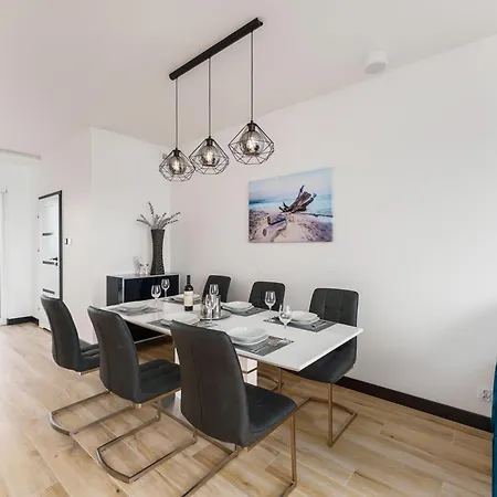 Perlowa Przystan Leu King Апартаменты Сянозеты